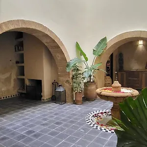 Gasthuis Dar Nor, Essaouira